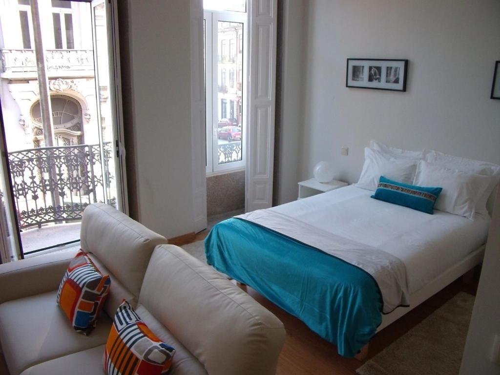 12 Short Term Apartment Porto Bilik gambar